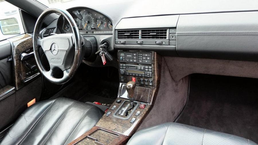 Торпедо Mercedes-Benz SL72 AMG 1995 года  (фото 61 из 82)